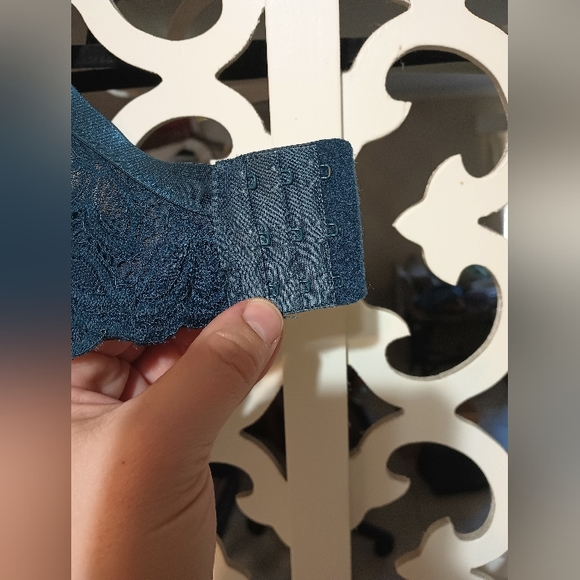 Bra 36D - Picture 5 of 9